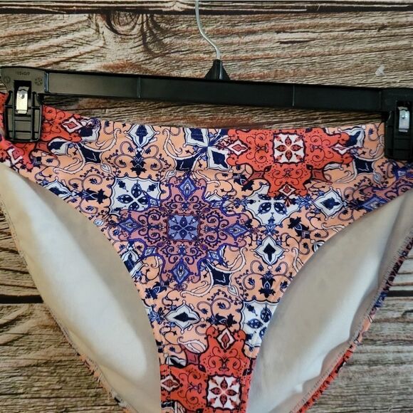 "Daisy Fuentes " Woman's bikini Bottoms 👙 Size: 14 peach/blue/white NWT - Picture 3 of 8